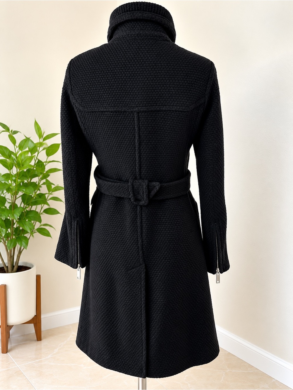 Laundry By Shelli Segal Black Textured Belted Coat - Picture 3 of 5